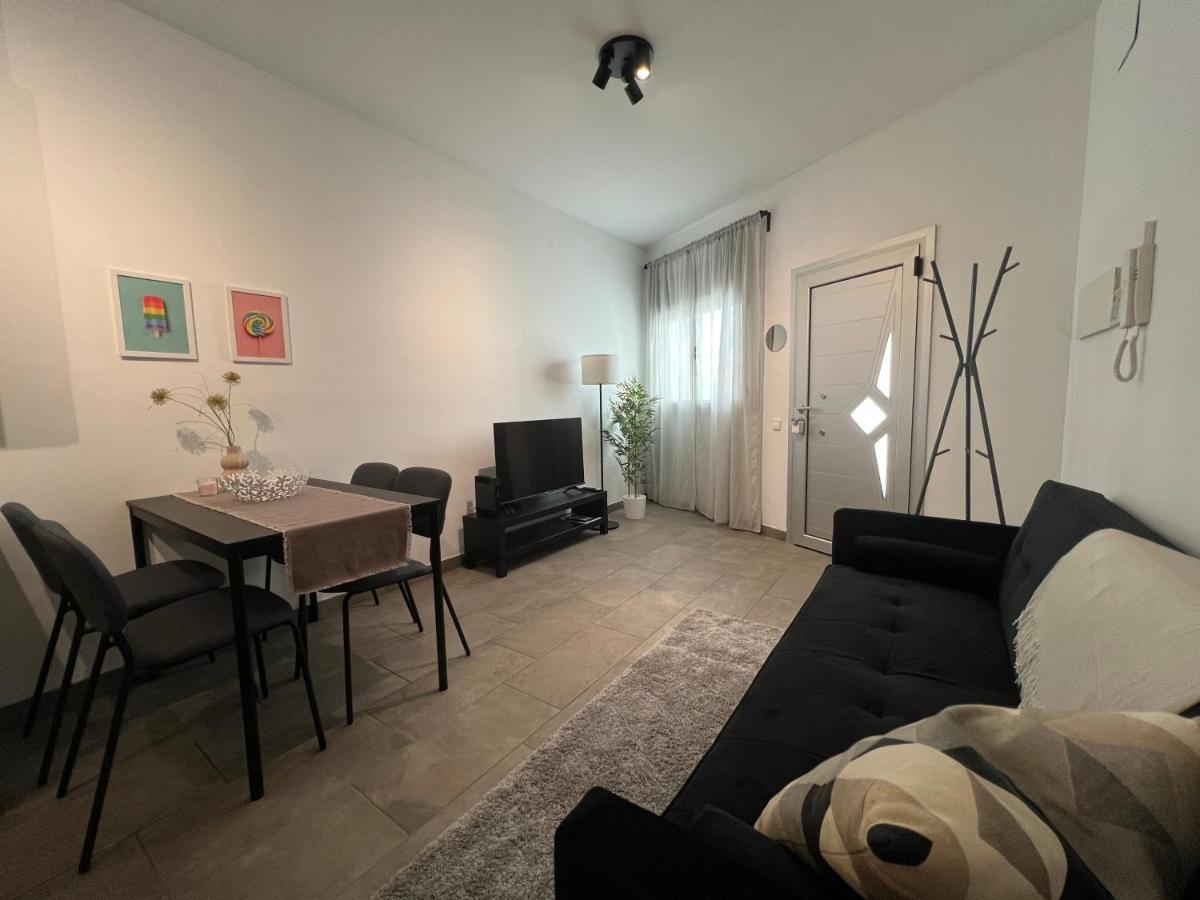 Cozy Apartment Well-Located In Terrassa, Barcelona Exteriér fotografie