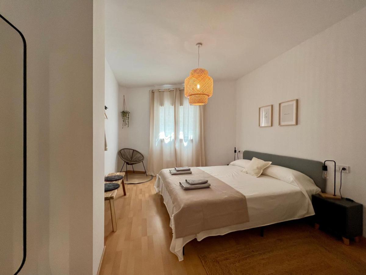 Cozy Apartment Well-Located In Terrassa, Barcelona Exteriér fotografie